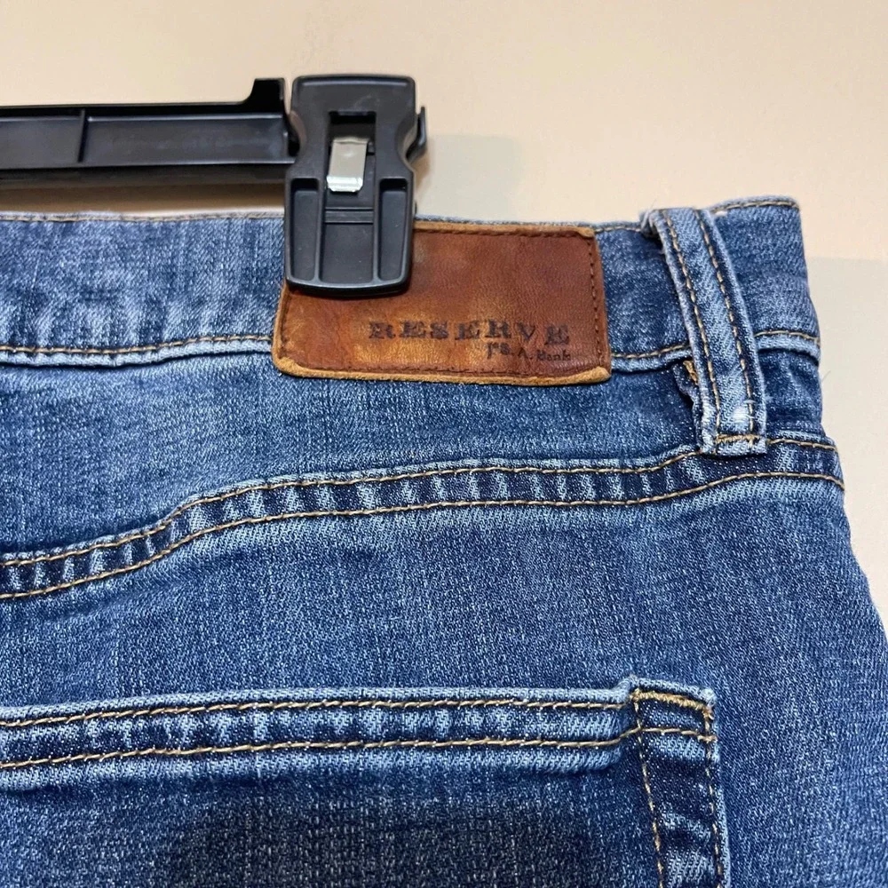 Jos‎ A Bank Reserve Traditional Fit Mens Blue Wash Denim Jeans 35W 30L - Picture 4 of 11
